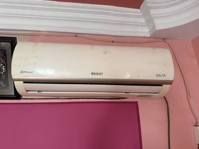 1 Ton Orient delta efficient Ac good condition urgent sale need cash