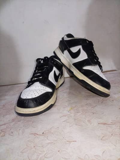 dunk low panda nike