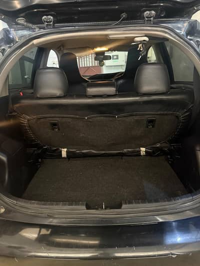 vitz 2018 modal