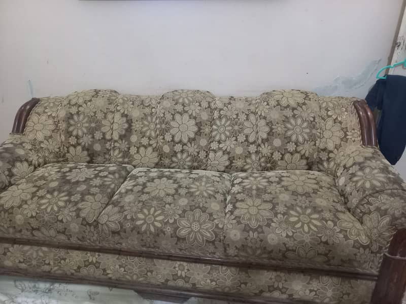 Used Sofa Set for Urgent Sale 0