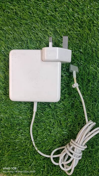 Original Apple 85W 60W 45W MagSafe 1/2 USB-C Power Adapters