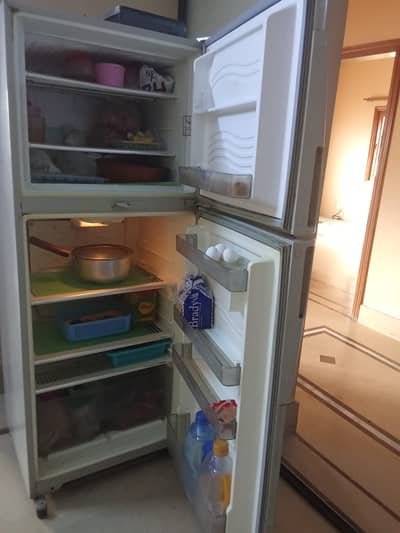 dawlance fridge 9188wbs with new capliri tube excellecnt condition