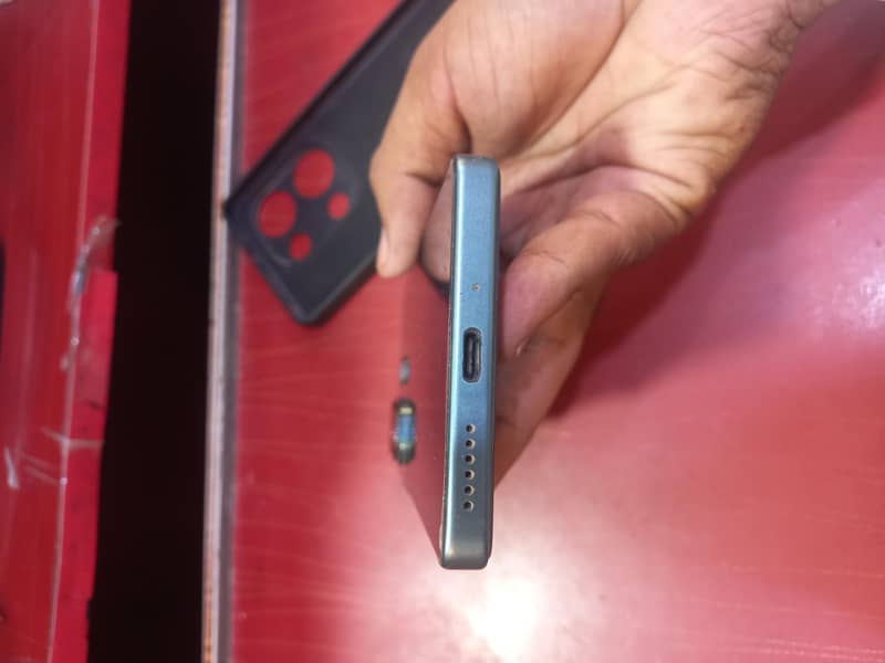 Redmi note 13 pro 4