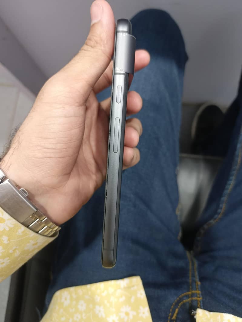 Google pixel 8 3