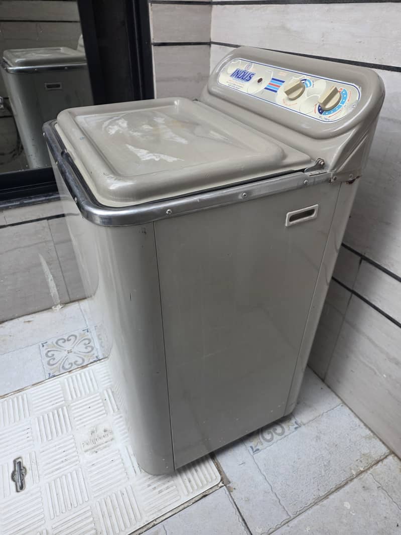 Indus Washing Machine 1