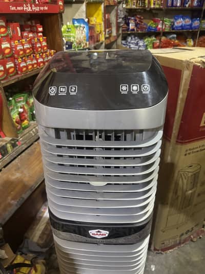 Brand new only 1 month used air cooler