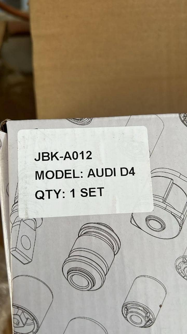 AUDI D4 0