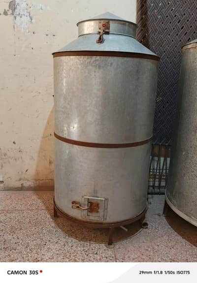 Grain bin