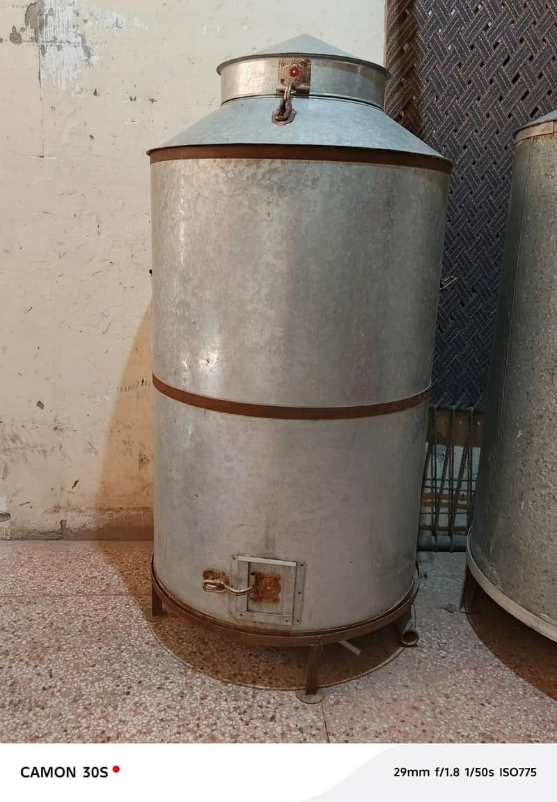 Grain bin 0