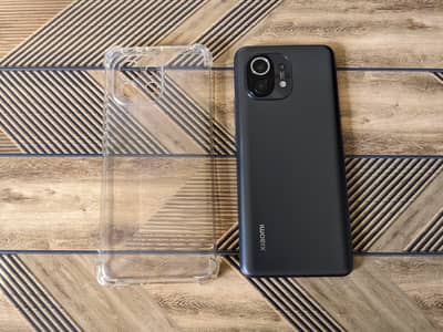 Xiaomi Mi 11 5G NON PTA 8/128 waterpack  Snapdragon 888 Good condition
