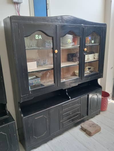 mirror set showcase