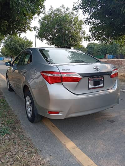 Toyota Corolla Gli 2016 Sindh registered