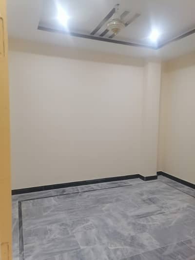1 room for rent only family