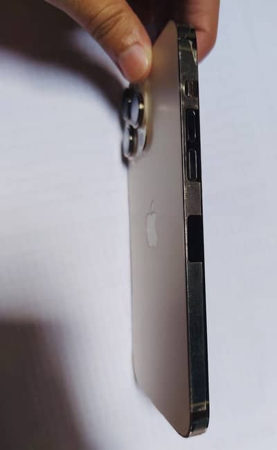 I phone 14 pro Max Golden Non PTA(JV)