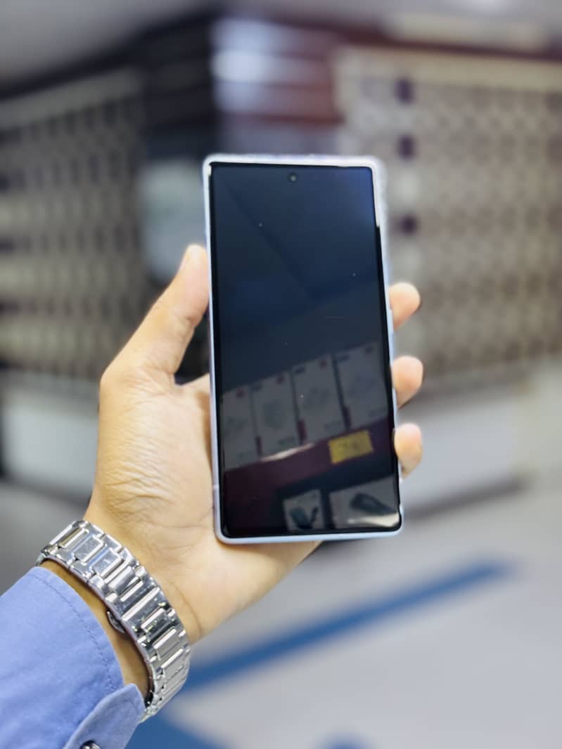 Google Pixel 7A 1
