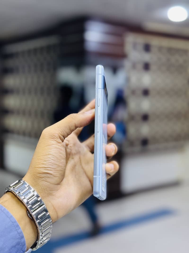 Google Pixel 7A 3