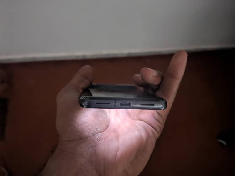 google pixel 8 4