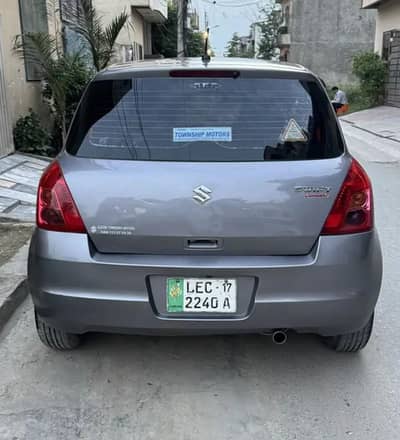 Navigation wali ha Full Optional  neat and clean car