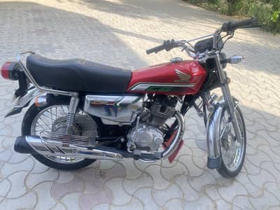 Honda 125 self start model 2023 silver edition