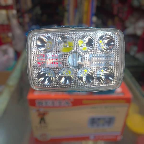BELTA Headlight XBT-R/B for CD70 and CG125cc – Yellow/White Dual Beam with Motorway Function