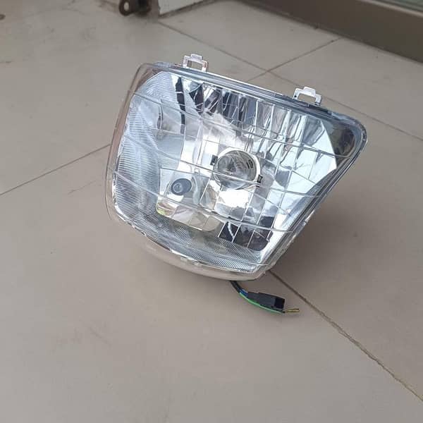Motorcycle Headlight Beam for Pridor 100cc / DLX - Chrome with Glass Lens
