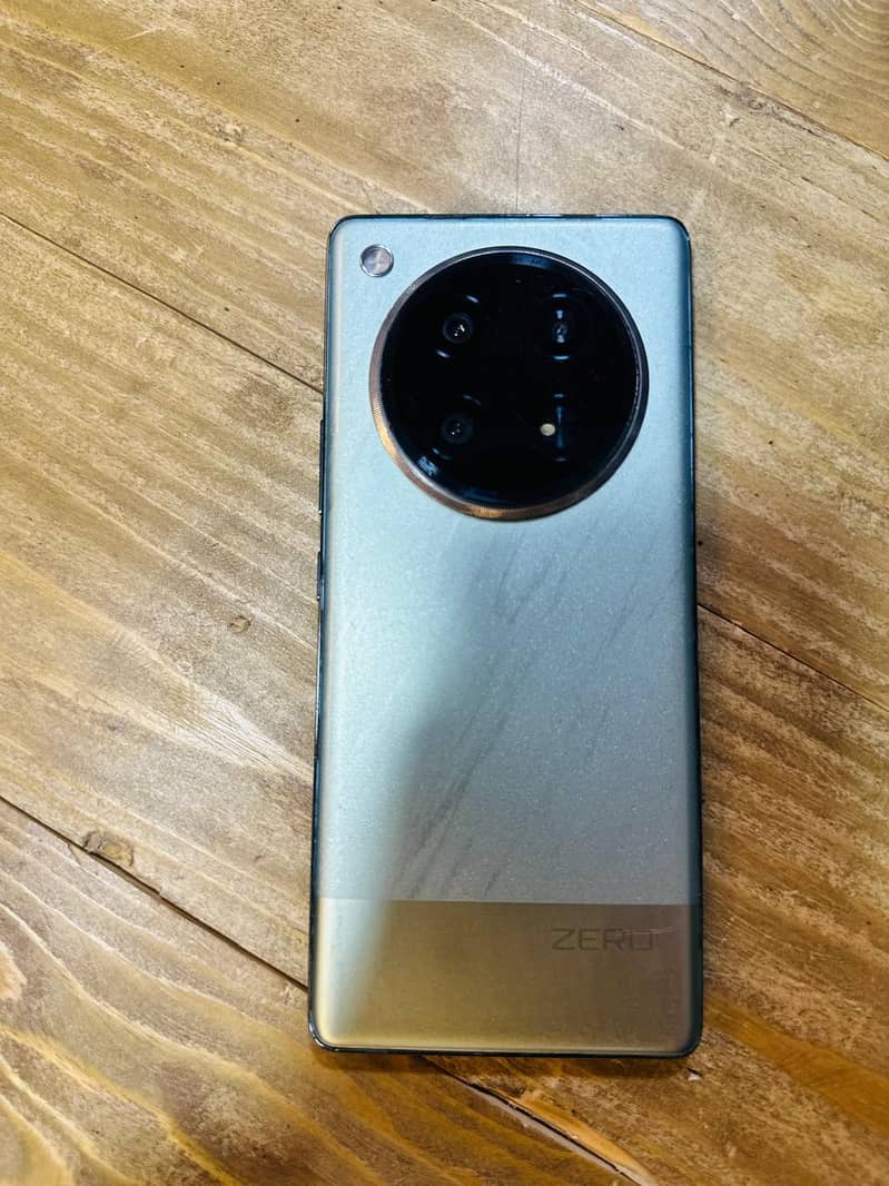 Infinix zero 40 0