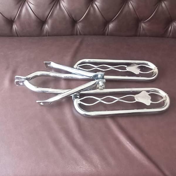Motorcycle Honda  Pridor 100 cc foot rest ( pure 14 gage pupe heavy weight )