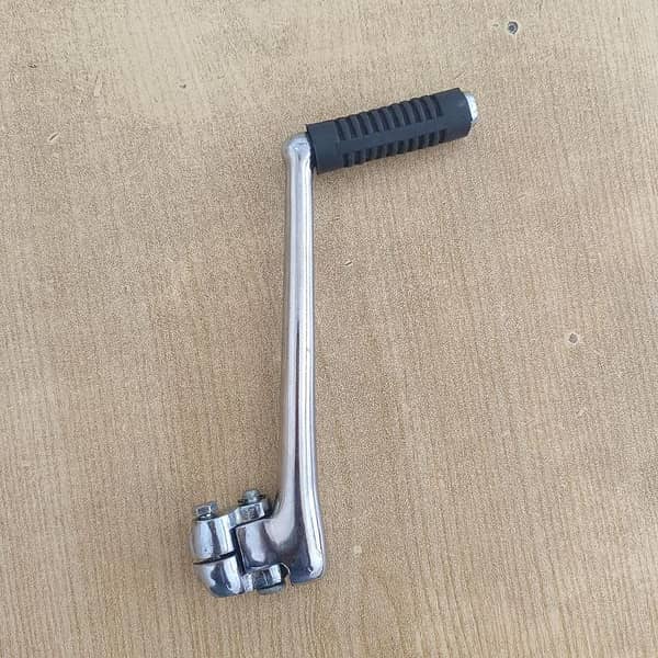 Motorcycle CD100/pridor100c adjustable Kick ( imported malyasia quality Nt made chorme)