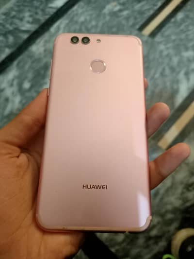 Huawei (4/128)