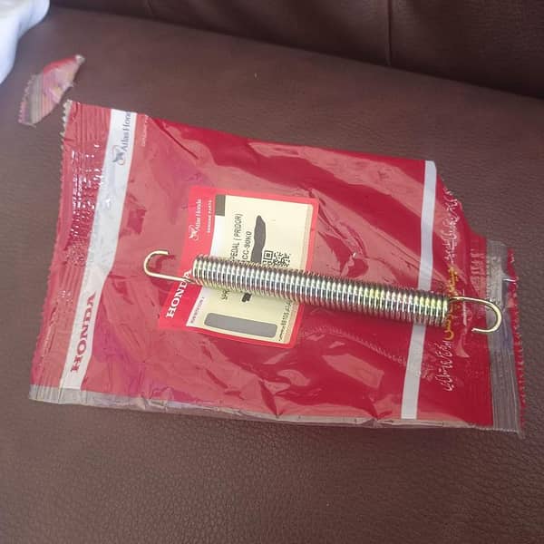 Spring Brake Pedal and Brake Spring for Pridor/CD100 (Genuine) from Atlas Honda