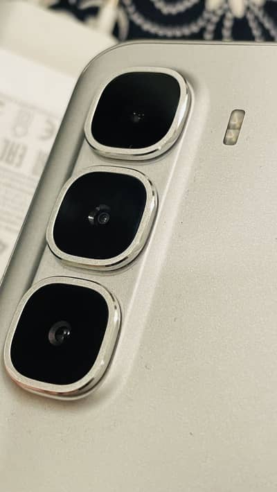 Infinix Hot 60 pro plus