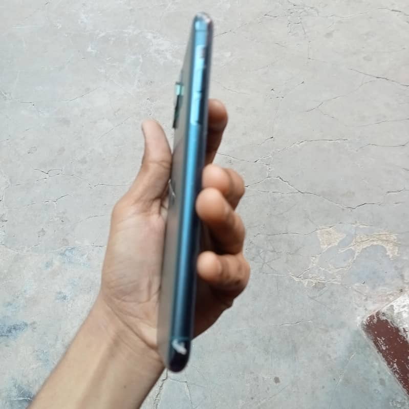 iPhone 11 pro max 2