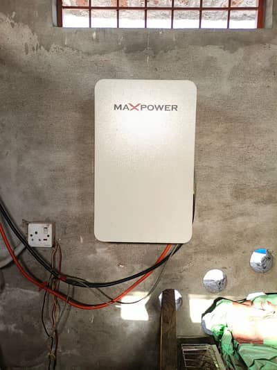 MaxPower 24V 100Ah Lithium Battery