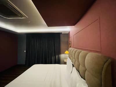 01 Bed Hotel Apartment Gold Crest ph4 DHA on per day rent