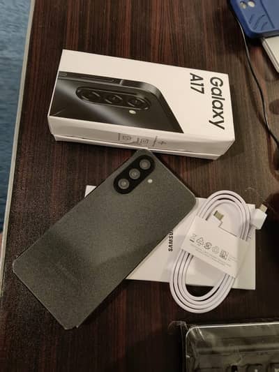 BRAND NEW SAMSUNG A17 UAE 6GB / 128GB NON PTA. 60 DAYS SIM TIMING