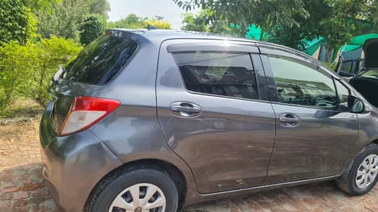 Toyota Vitz 2011