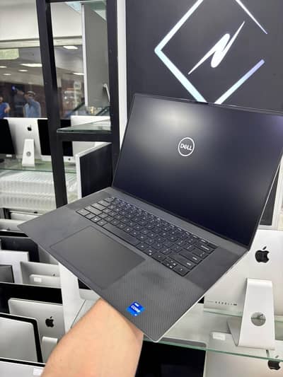 Dell XPS 9710 Core i7 11th Gen 32GB RAM 512GB SSD RTX 3060 6GB