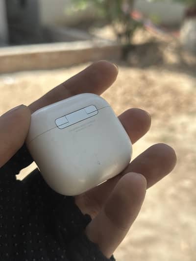 Apple airpod 4th generation original