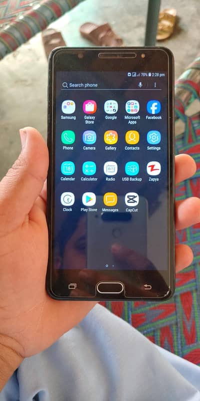 Sumsung J7 Max Ok 3.32. ram room pta approved. only mobile