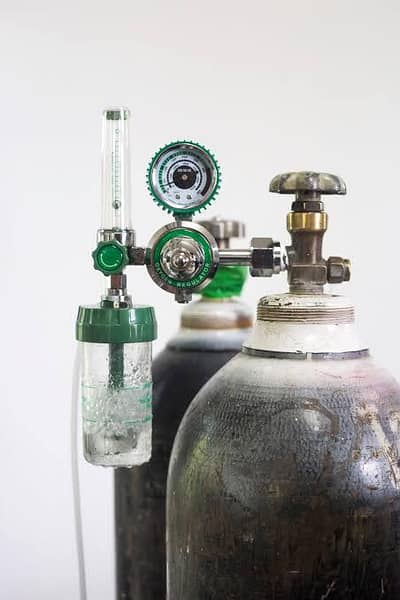 oxygen cylinder