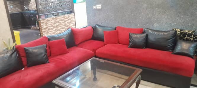 L shaped 7 seater