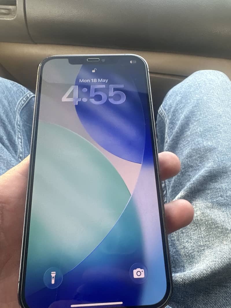 iPhone 12pro max 2