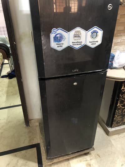 Pel refrigerator