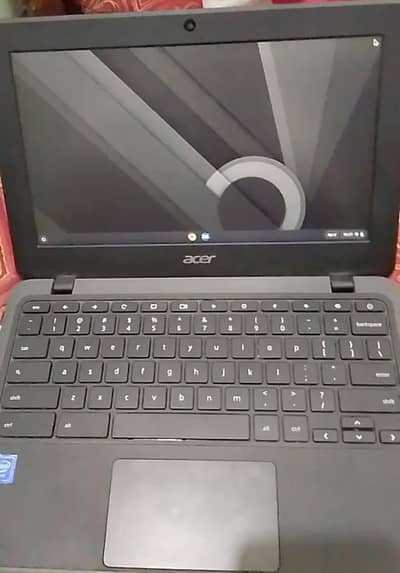 excellent condition acer 4 gb RAM and 32 gb storage