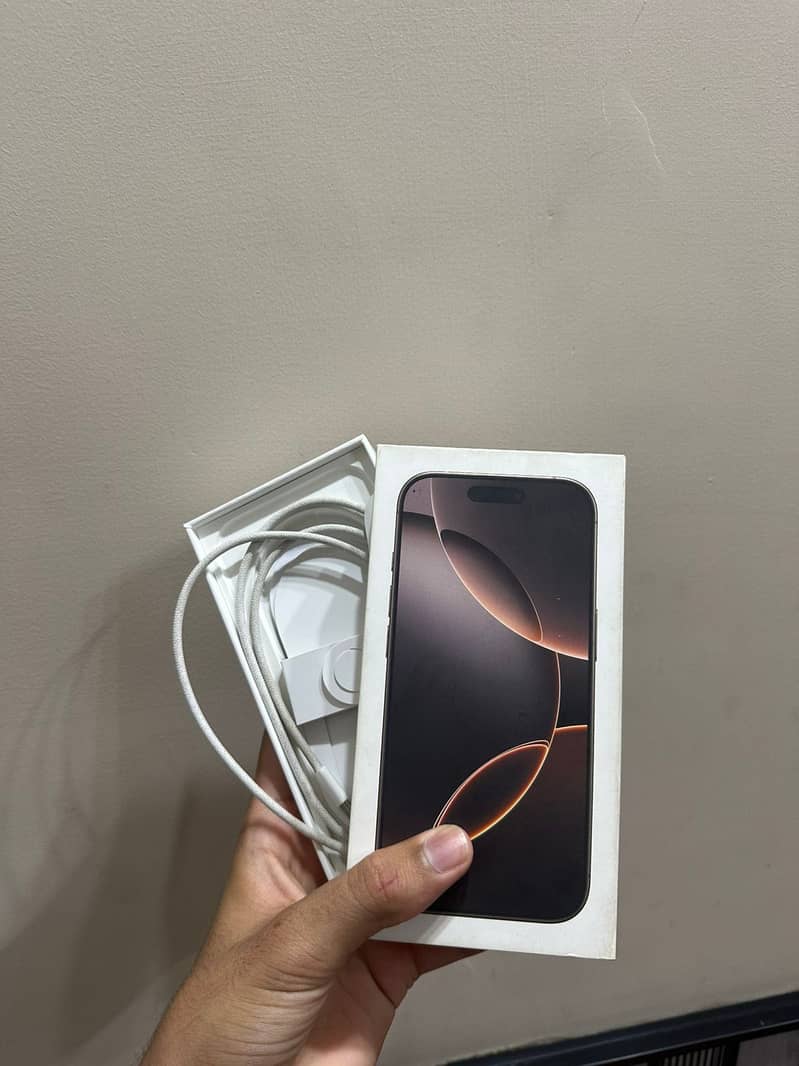 Iphone 16 pro 3