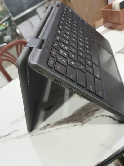 LENOVO 300E