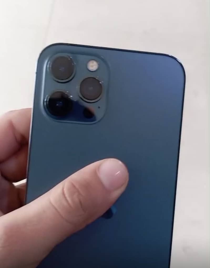 iPhone 12 Pro Max 6