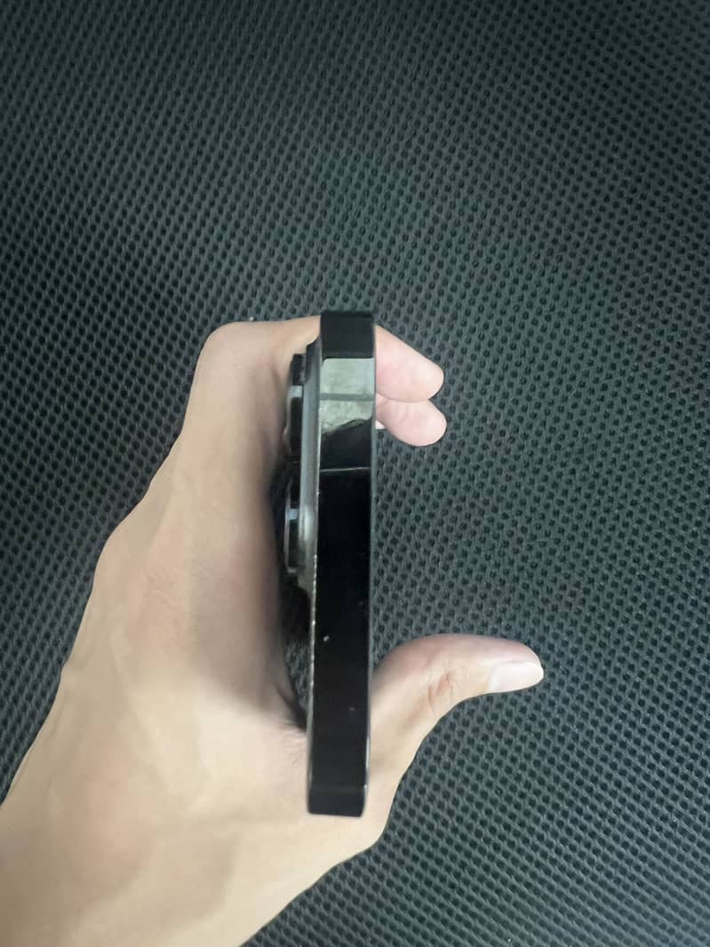 IPHONE 14PRO 4