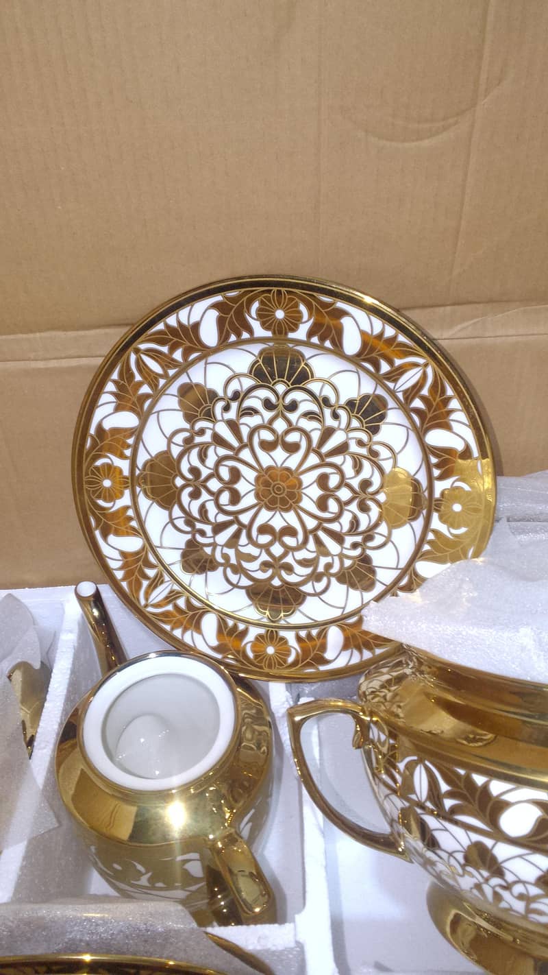 dinner set 4