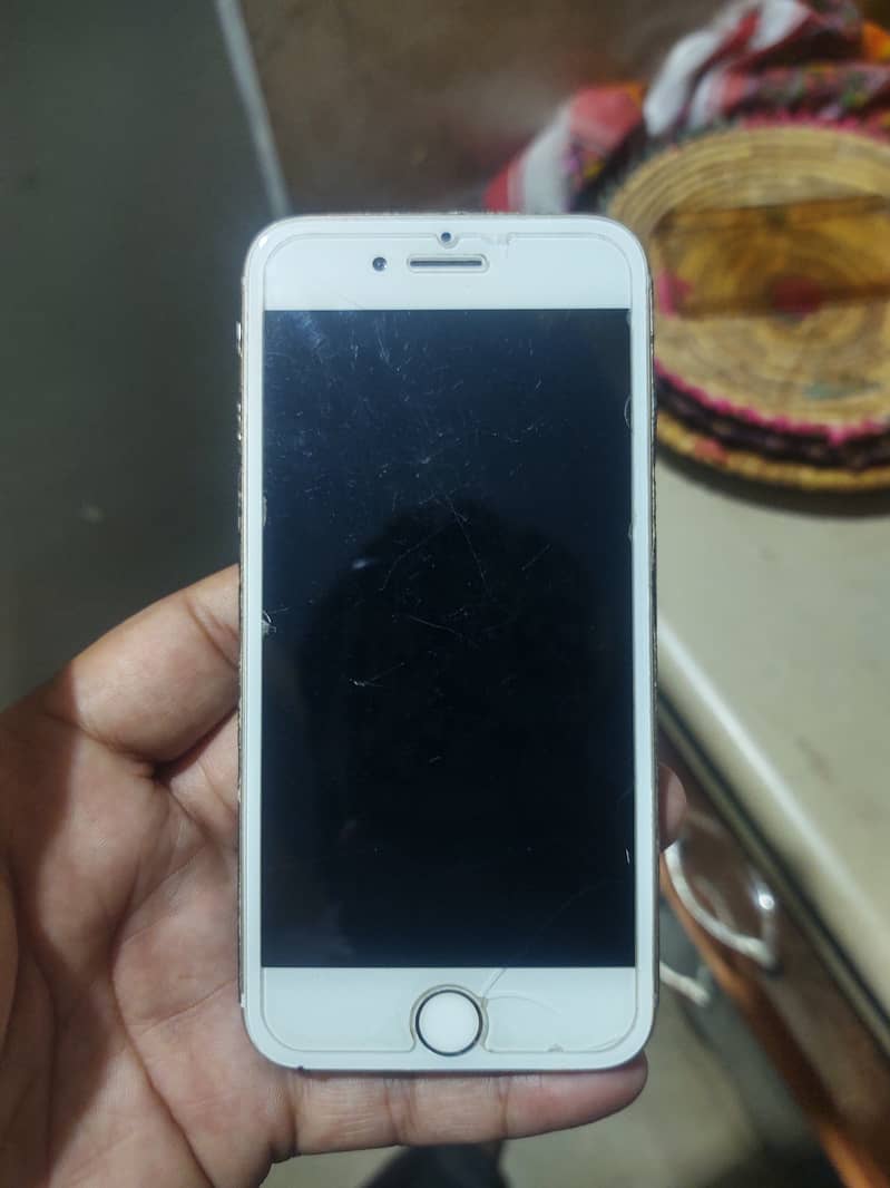 Apple iPhone 7 1